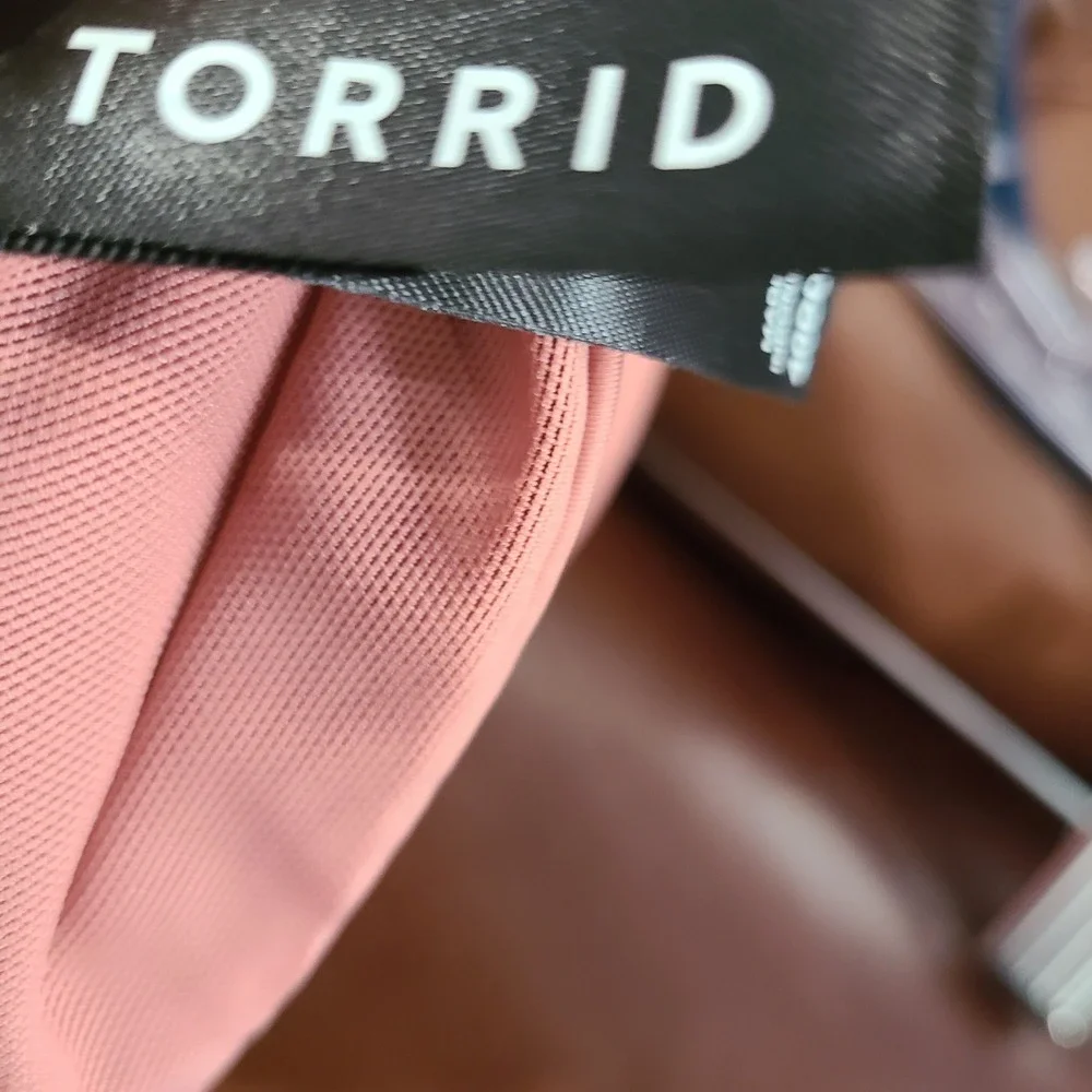 Torrid Perfect T Front-Close‎ Lightly Lined Bra 40DDD Rose Pink Underwire